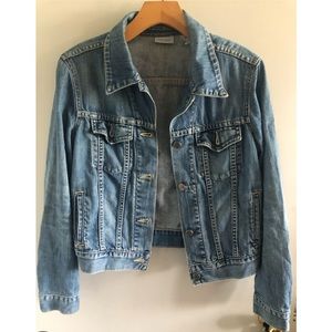 Vintage denim jean jacket